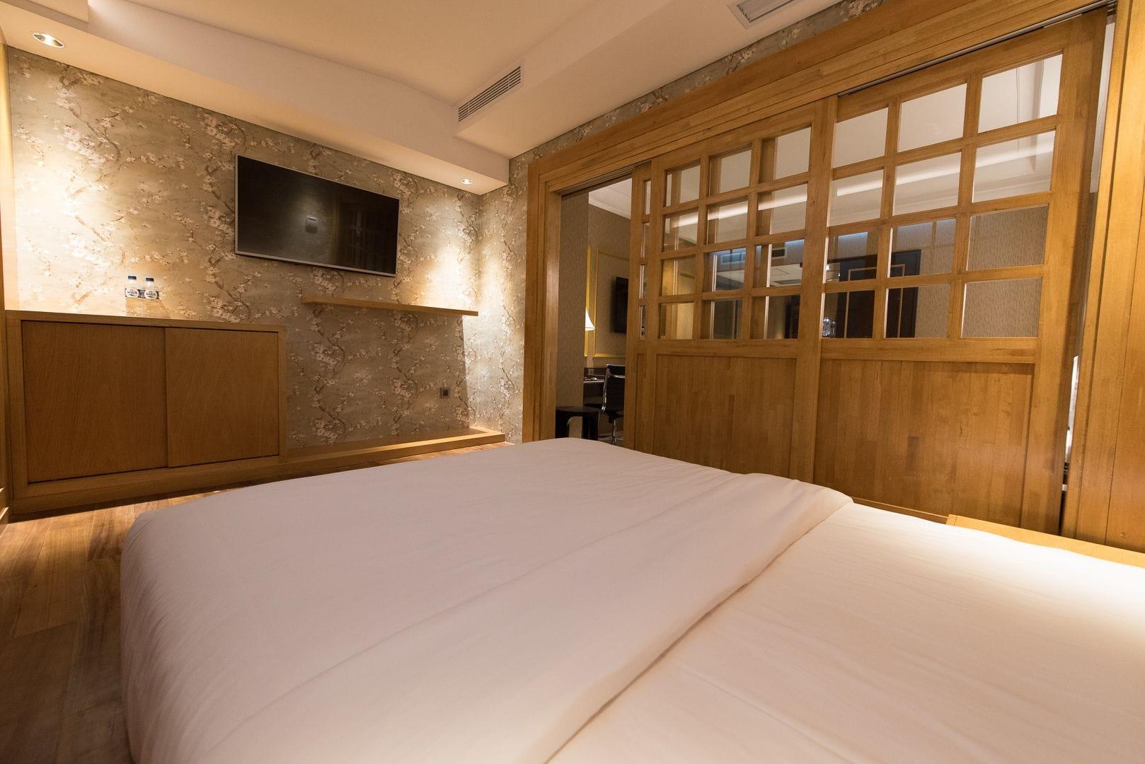 Myko Hotel & Convention Center Макасар Екстериор снимка